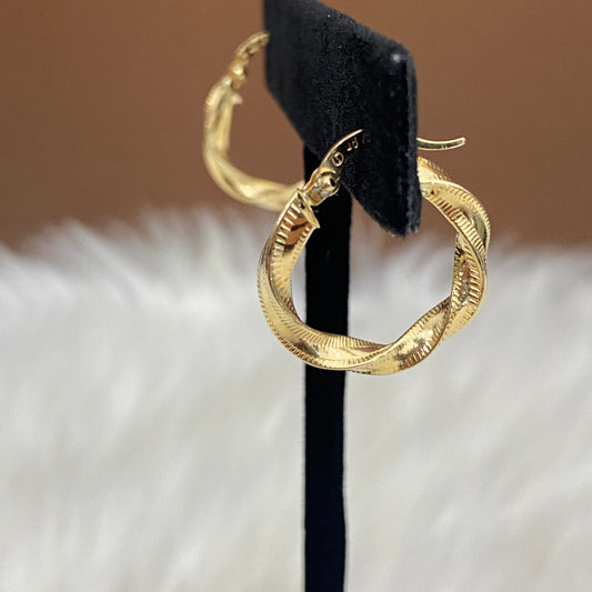 18K Yellow Gold Luxury Hoop Earrings / 2.01gr