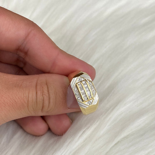 14K Yellow - White Gold Diamond Fashion Ring Ct Dia / 5.2gr / Size 10