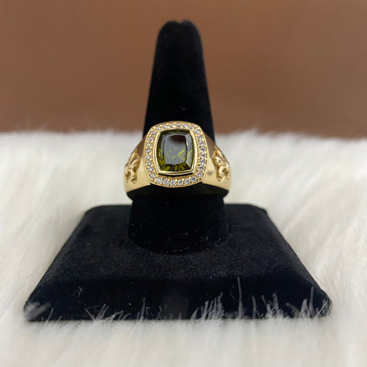 14K Yellow Gold Luxury Ring With Green Zircon / 9.4gr / Size 11.5