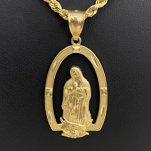10K Yellow Gold Virgen Maria Pendant / 3.9gr