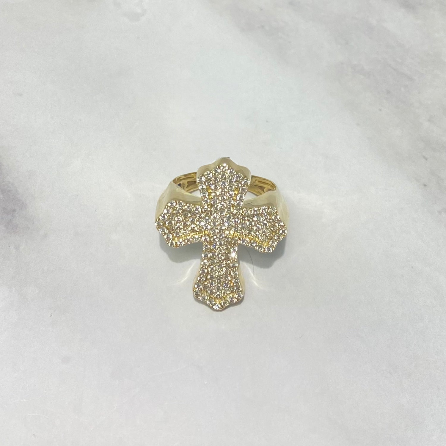 10K Yellow Gold Diamond Cross Ring 1.77Ct Dia / 9.15gr / Size 10