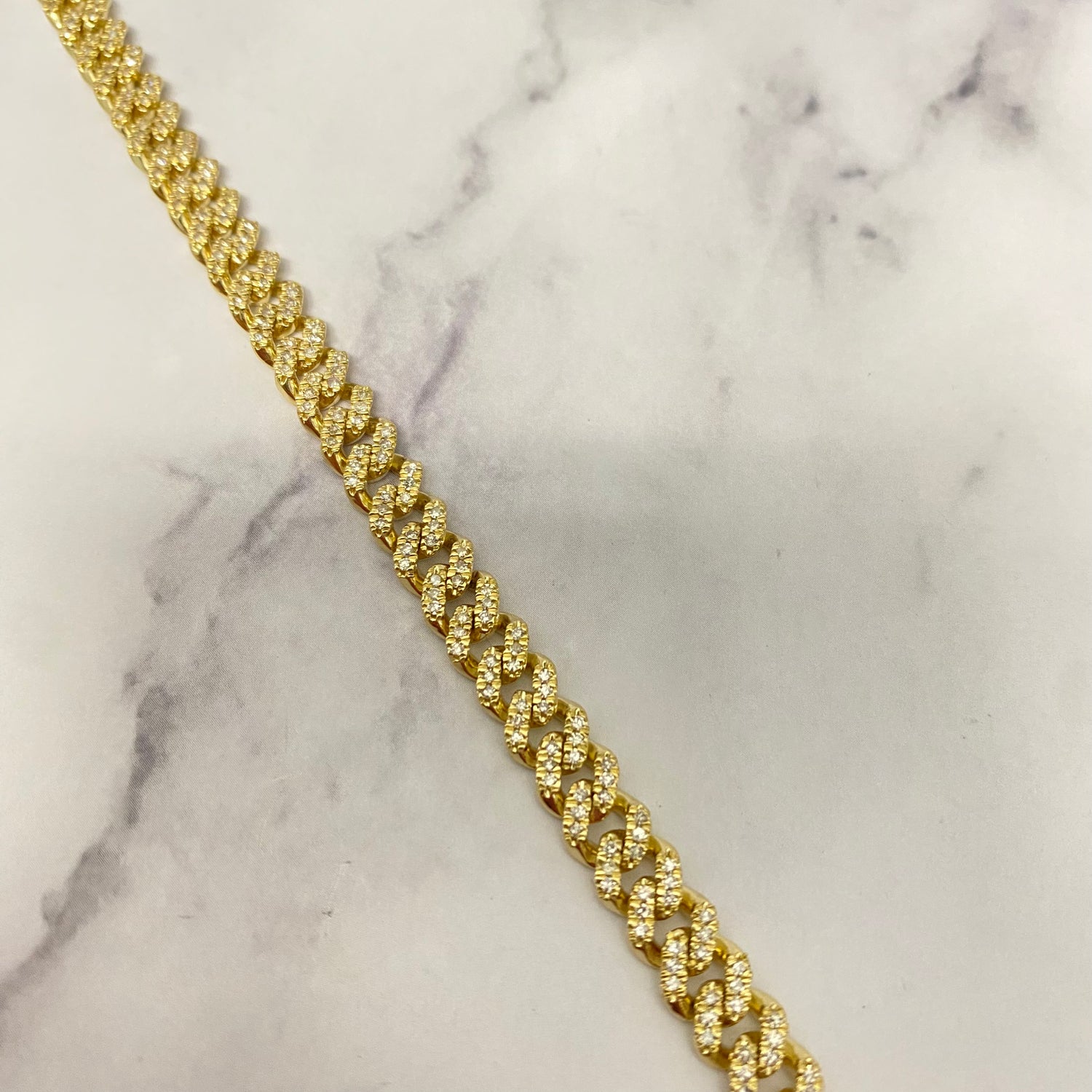 10K Yellow Gold Cuban Link Bustdown Bracelet 1.23Ct Dia / 12.66gr / 5.8mm / 7in
