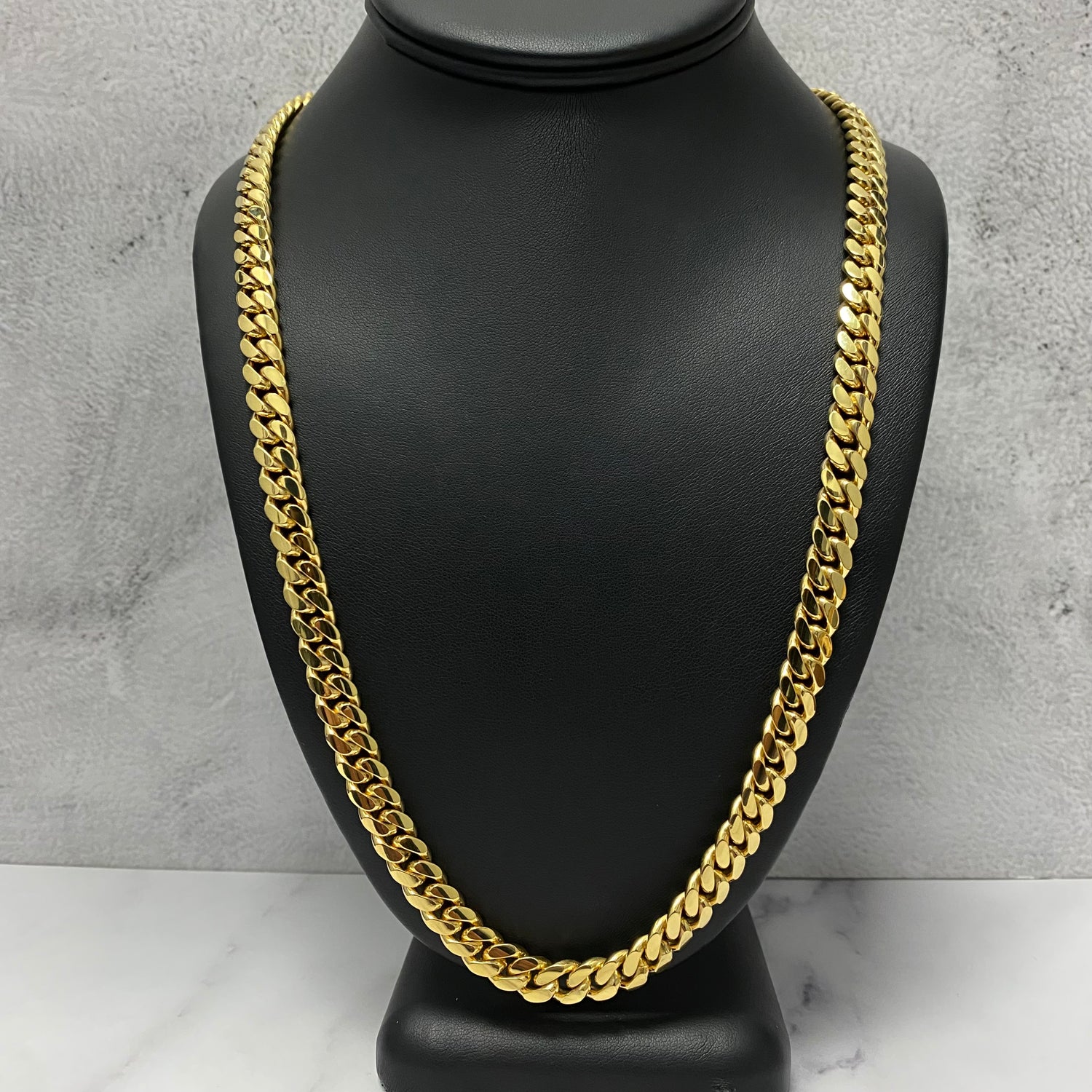 10K Yellow Gold Cuban Links / 132.2gr / 8.6mm / 24.5in