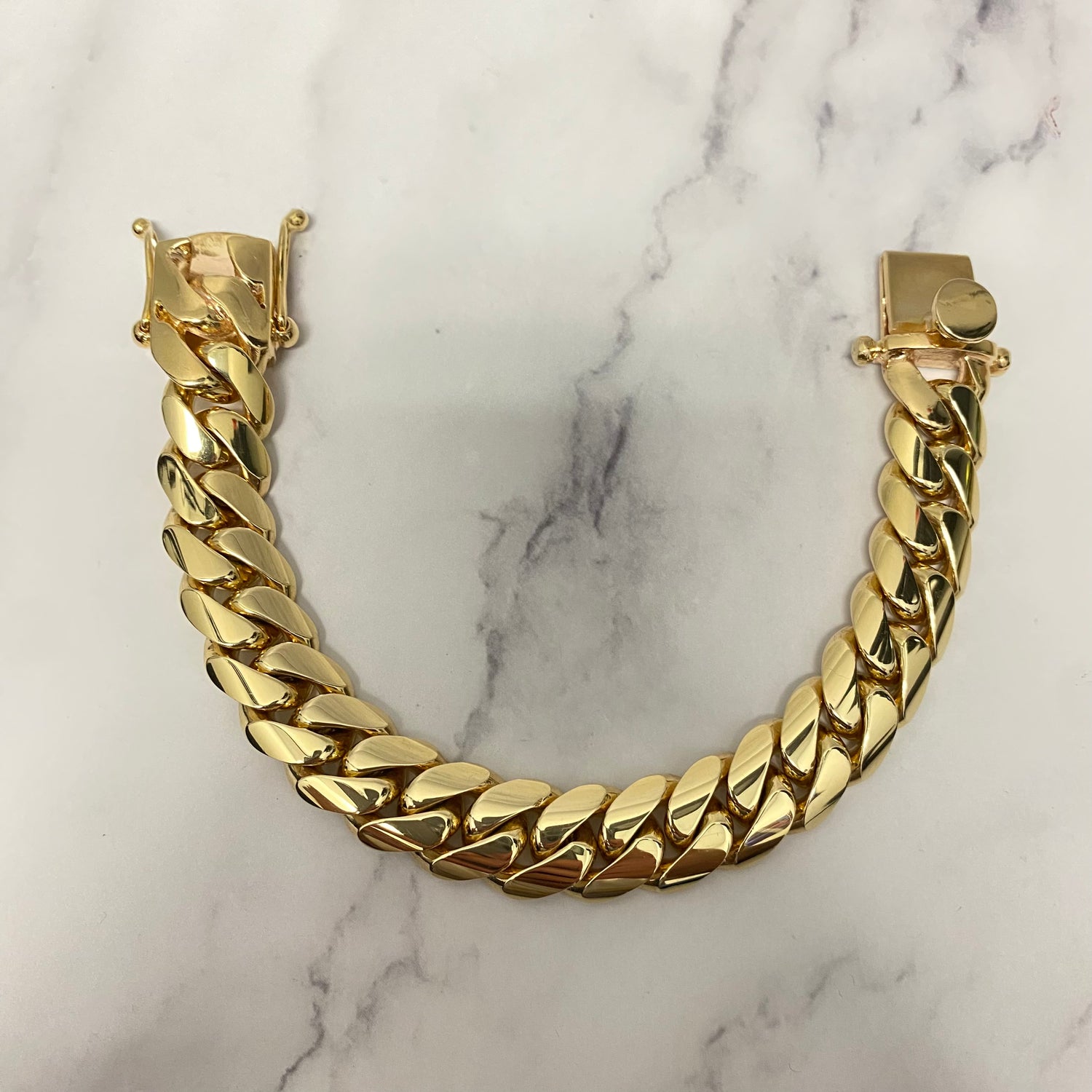 10K Yellow Gold Cuban Links Bracelet / 127.1gr / 14.8mm / 8in