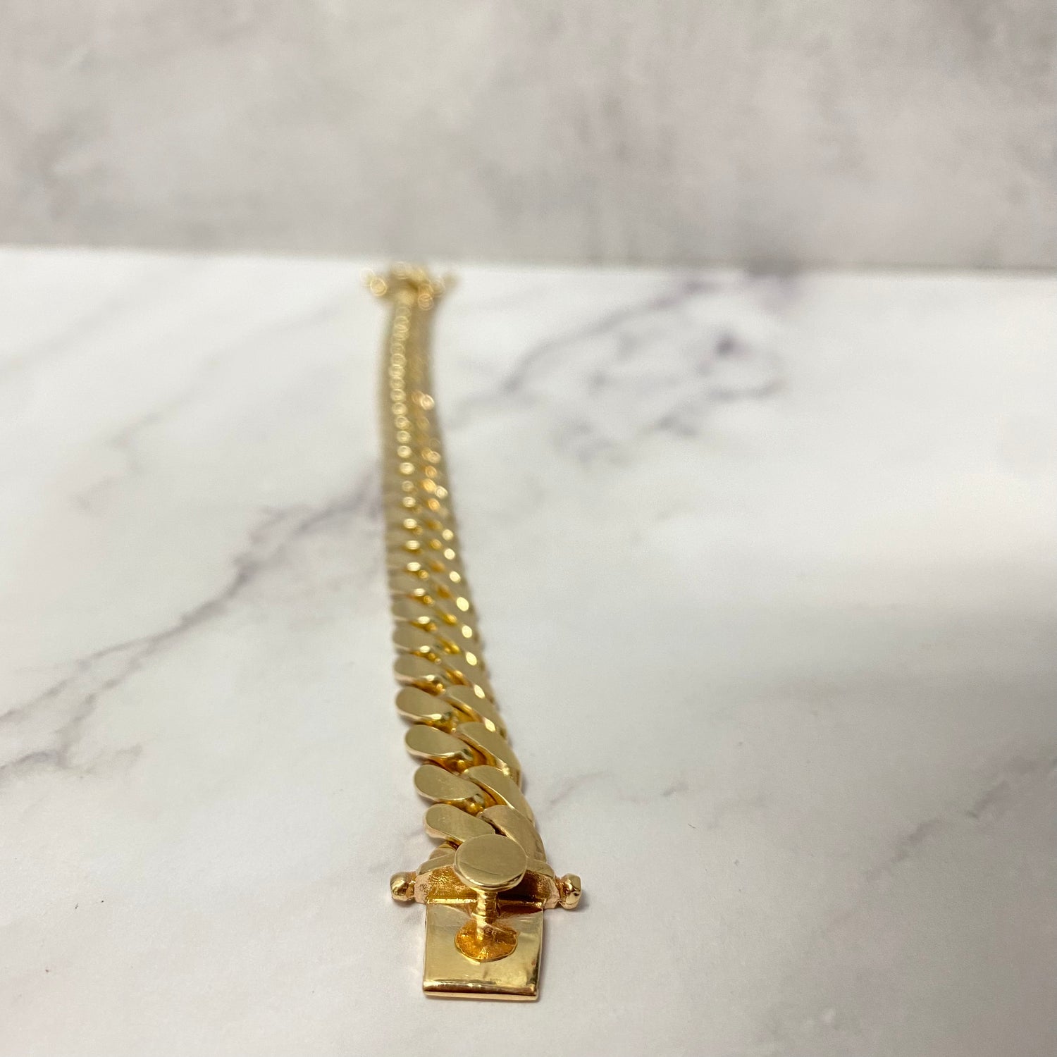 10K Yellow Gold Cuban Links Bracelet / 89gr / 12.5mm / 8in