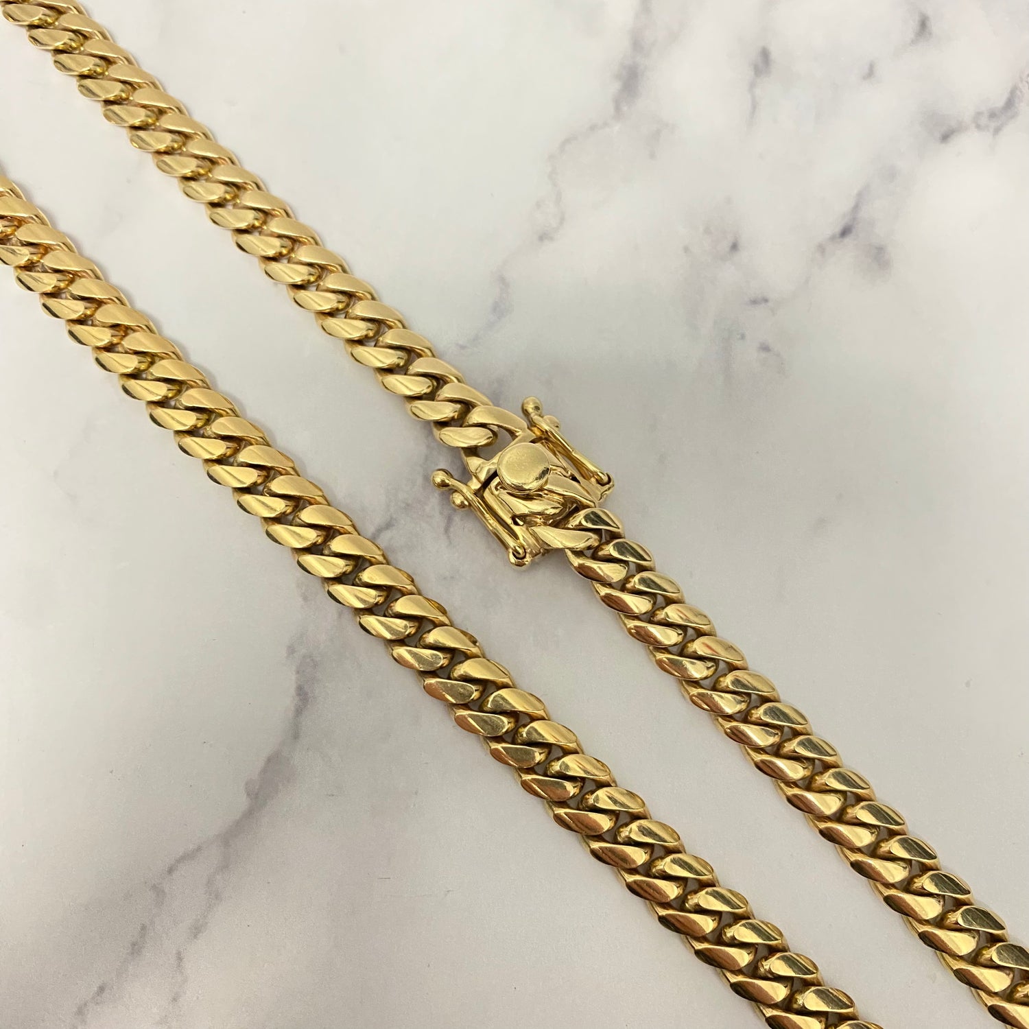 10K Yellow Gold Cuban Links / 112.2gr / 8.1mm / 24in