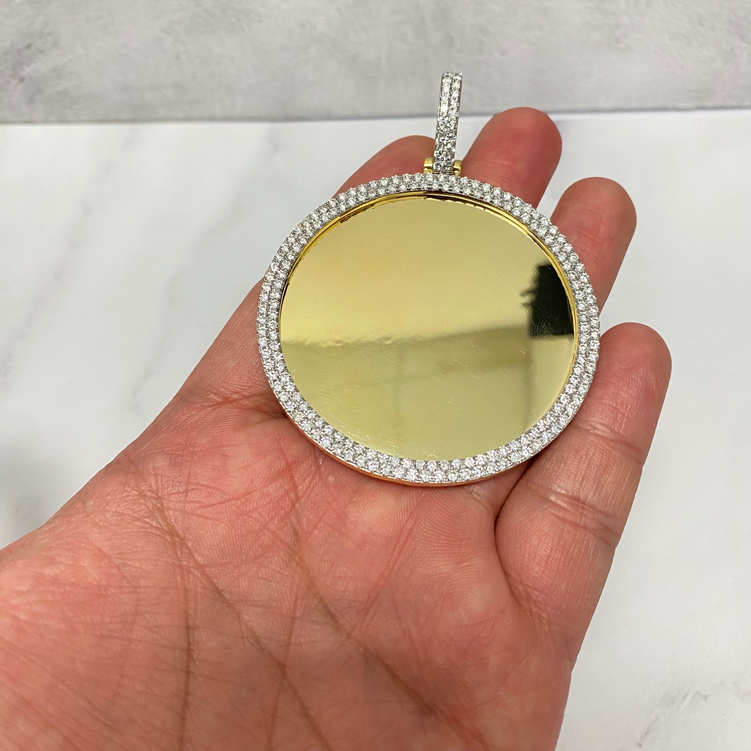 10K Yellow Gold Diamond Memorial Pendant 5.09Ct Dia / 19.16gr / 3-2.2in