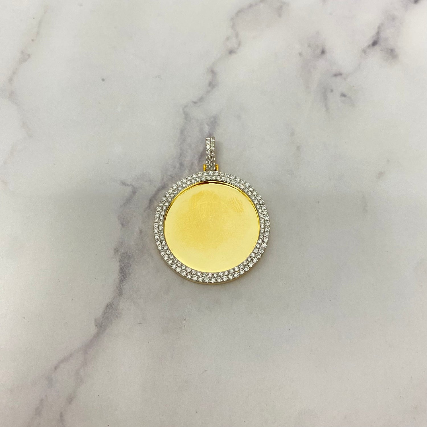 10K Yellow Gold Diamond Memorial Pendant 0.69Ct Dia / 3.96gr / 1.3-1in