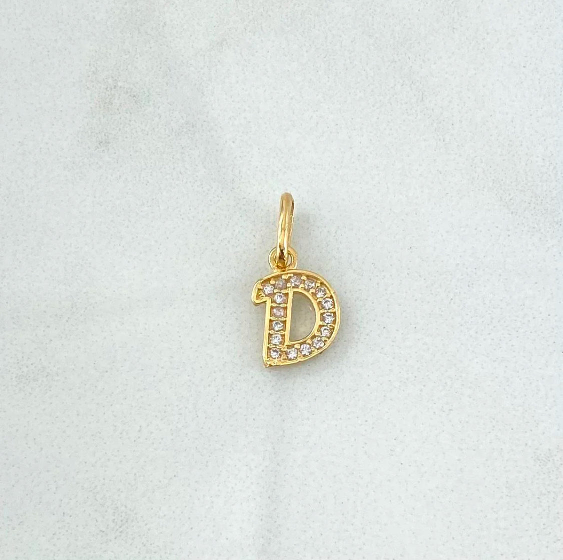 18K Yellow Gold Letter D Italics Pendant With Zircons / 0.7gr / 0.6in