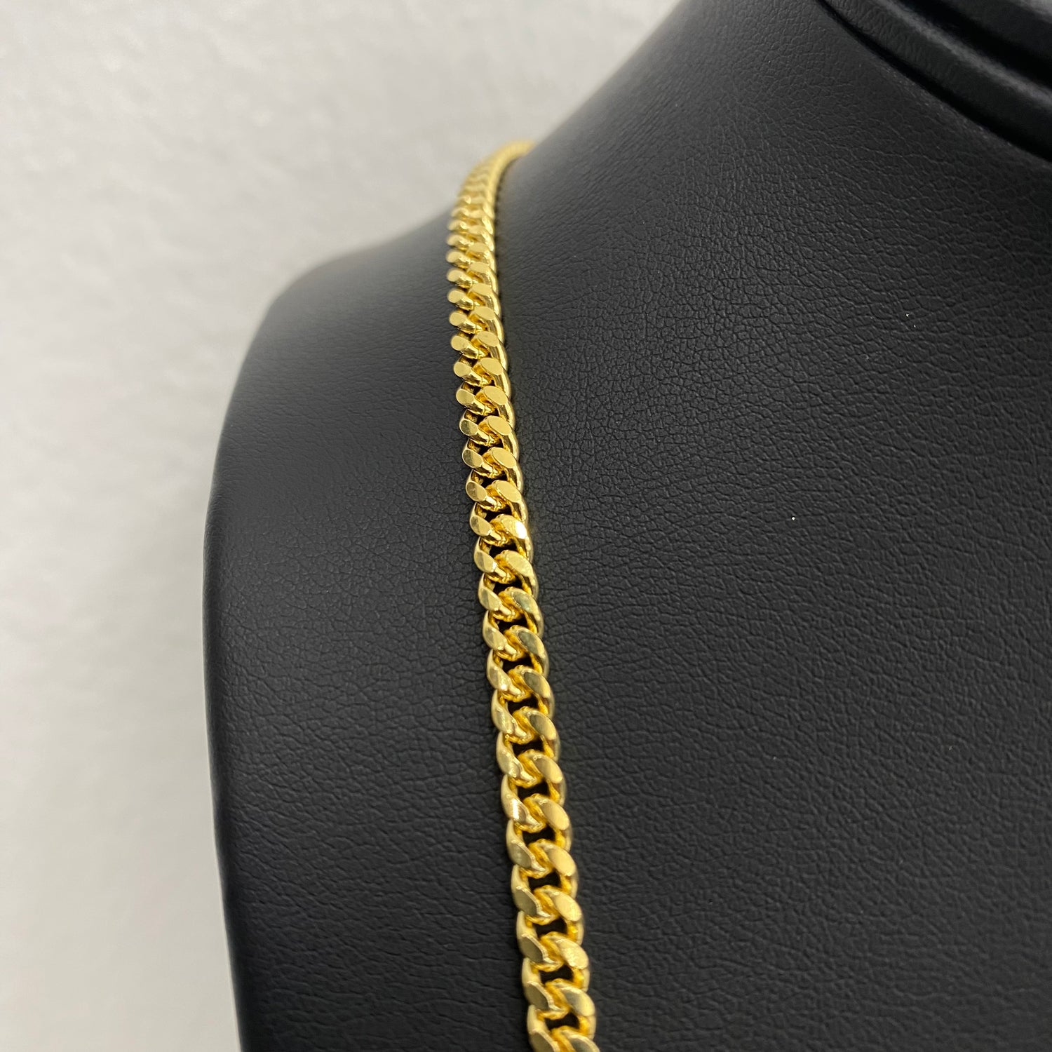 10K Yellow Gold Micro Cuban / 39.2gr / 5.2mm / 20in