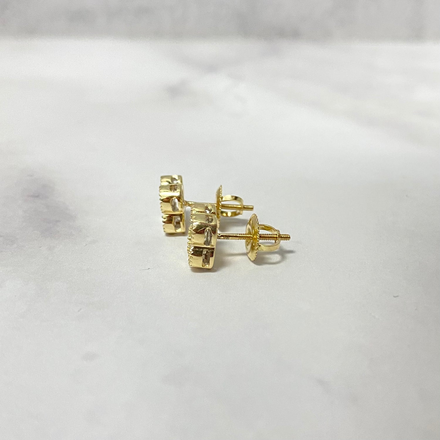 14K Yellow Gold Lab Diamond Clover Stud Earrings 1Ct Lab Dia Vs / 1.87gr / 7mm