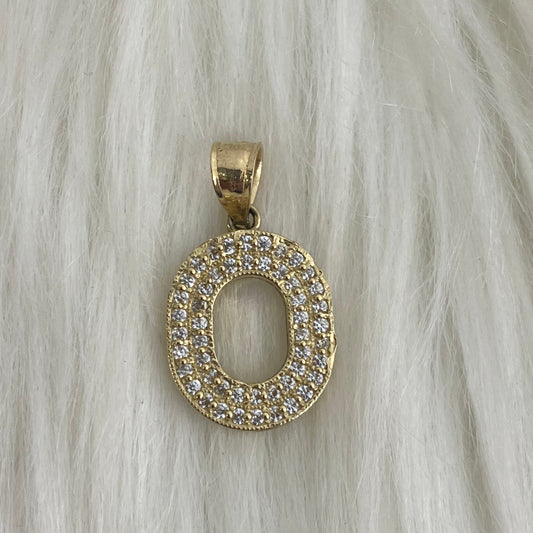 10K Yellow Gold Letter O Pendant With Zircons / 1.3gr / 1in