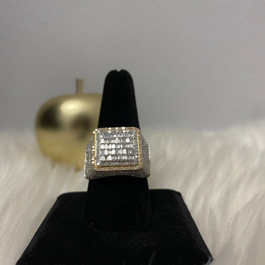 14K Yellow Gold Diamond Square  Ring 2.2Ct Dia / 11gr / Size 9.5