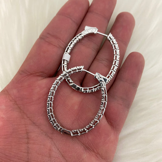 14K White Gold Diamond Luxury Hoop Earrings 1Ct Dia / 17.3gr / 1.5in