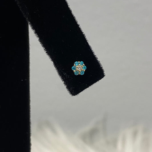 14K Yellow Gold Cyan Flower Stud Earrings With Cyan Zircons / 0.33gr