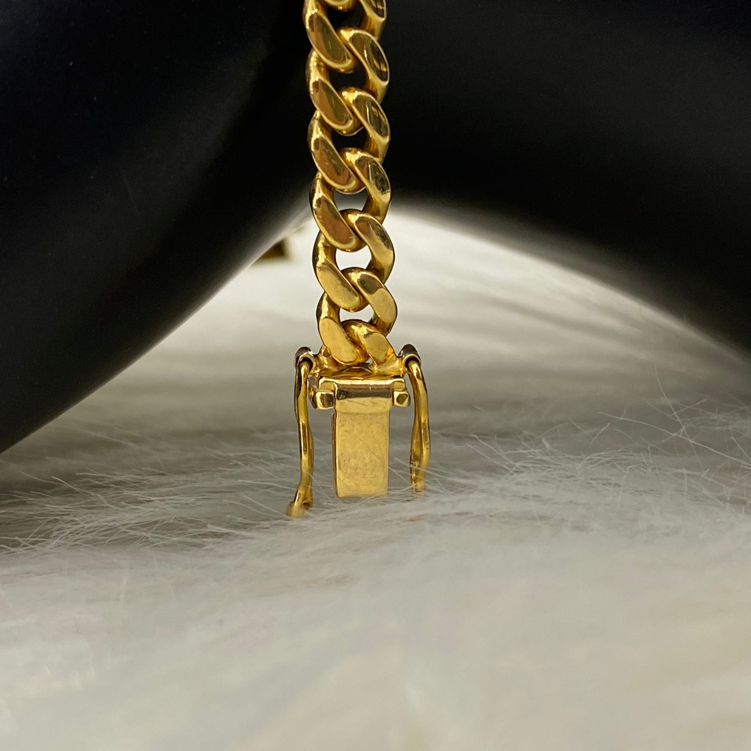 10K Yellow Gold Bracelet Micro Cuban / 10.1gr / 4.9mm / 5in