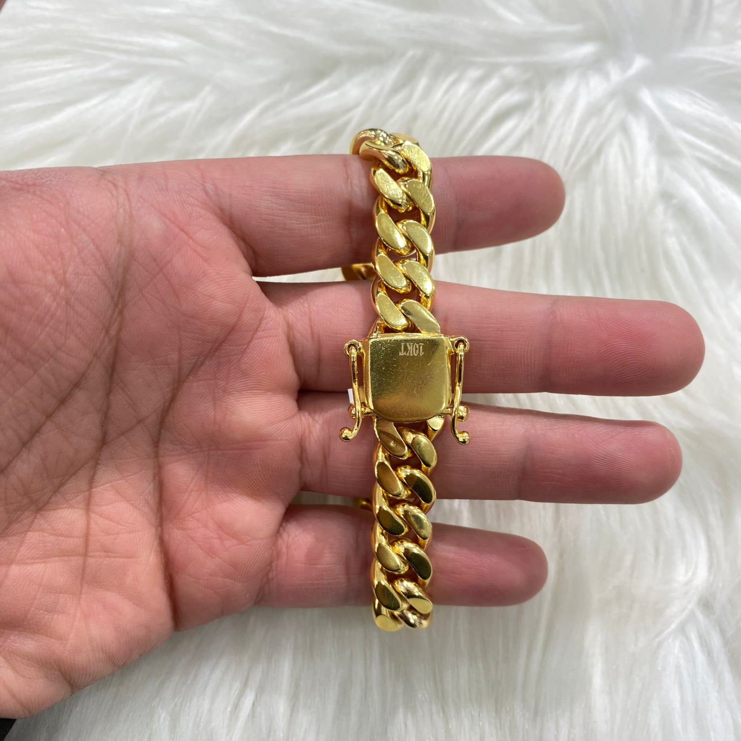 10K Yellow Gold Cuban Links Bracelet / 83.2gr / 11.5mm / 8in