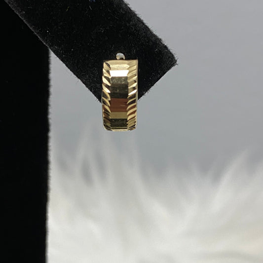 14K Yellow Gold Fashion Hoop Earrings / 1.4gr