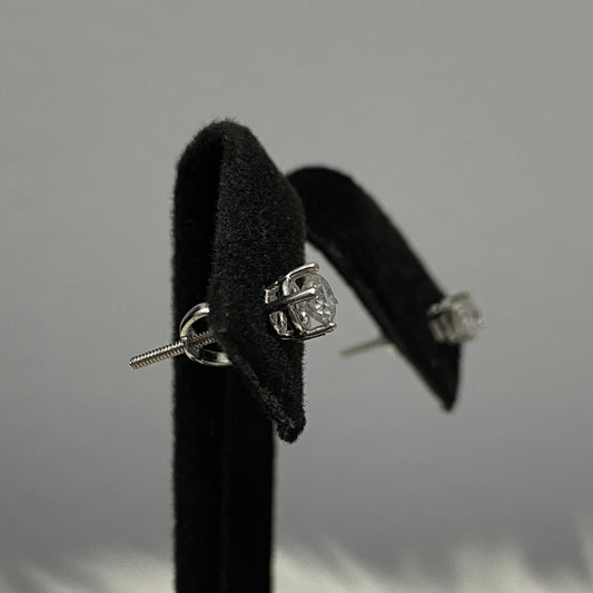 14K White Gold Diamond Luxury Stud Earrings Ct Dia / 1.08gr