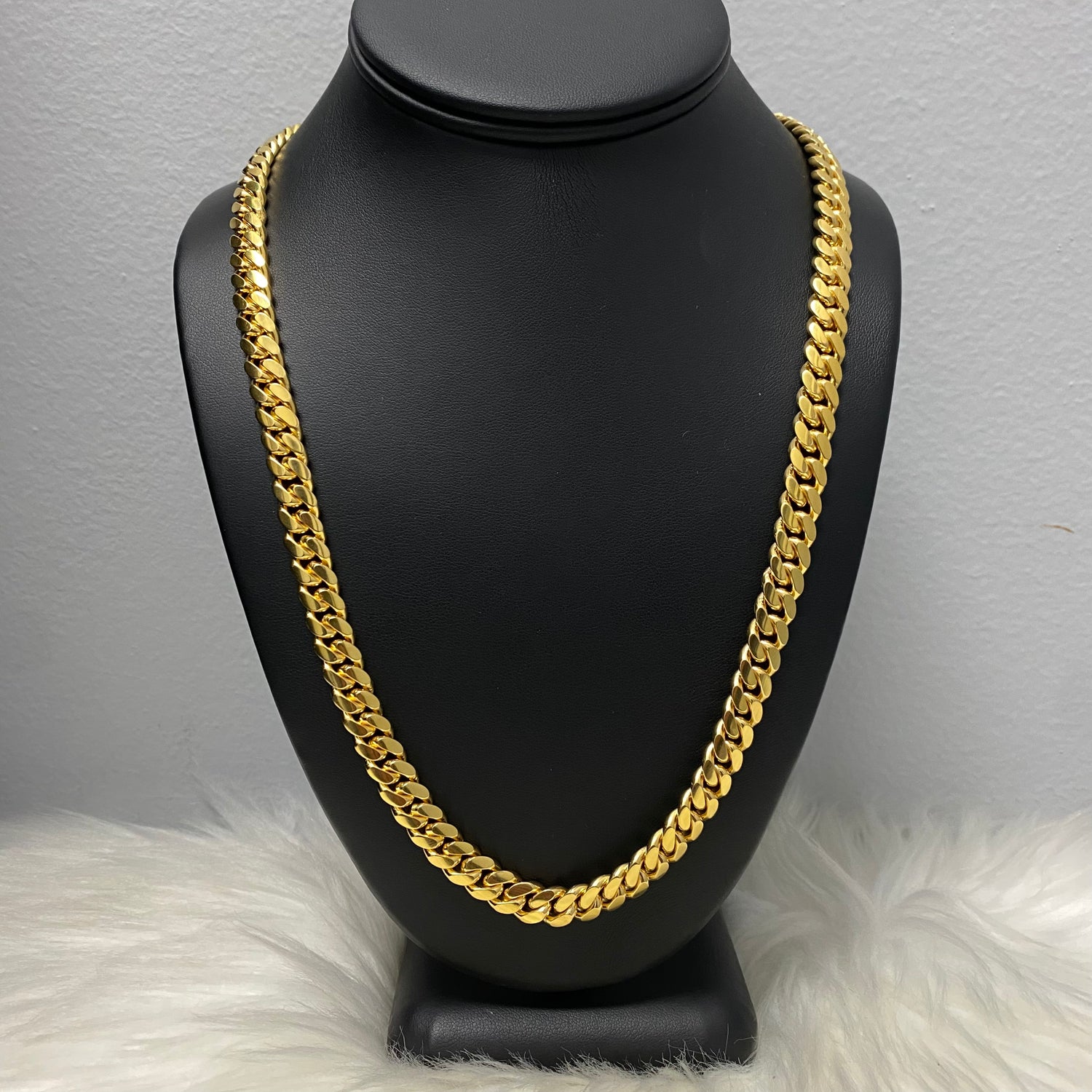 10K Yellow Gold Cuban Links / 134.7gr / 8.6mm / 24in