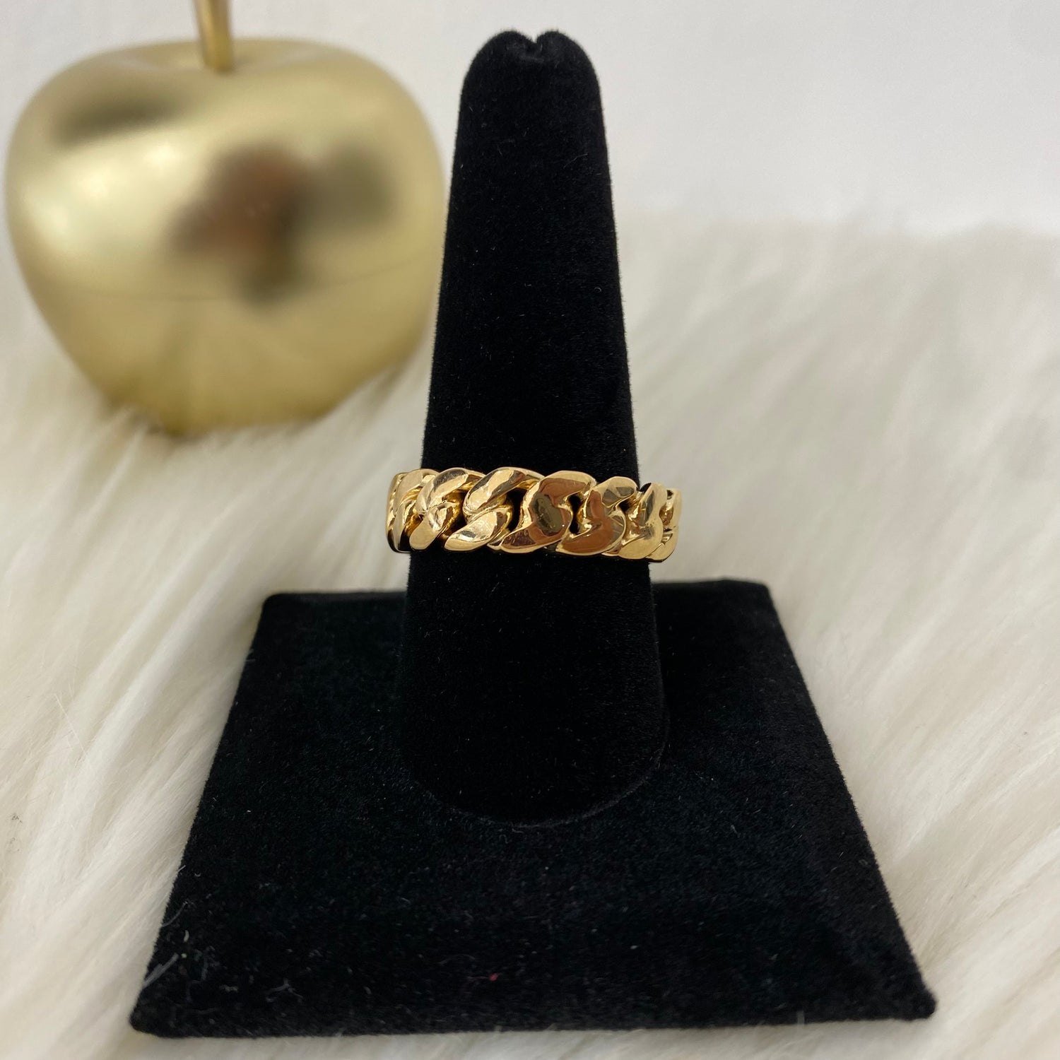 10K Yellow Gold Cuban Links Ring / 9.55gr / Size 10 / 6.8mm