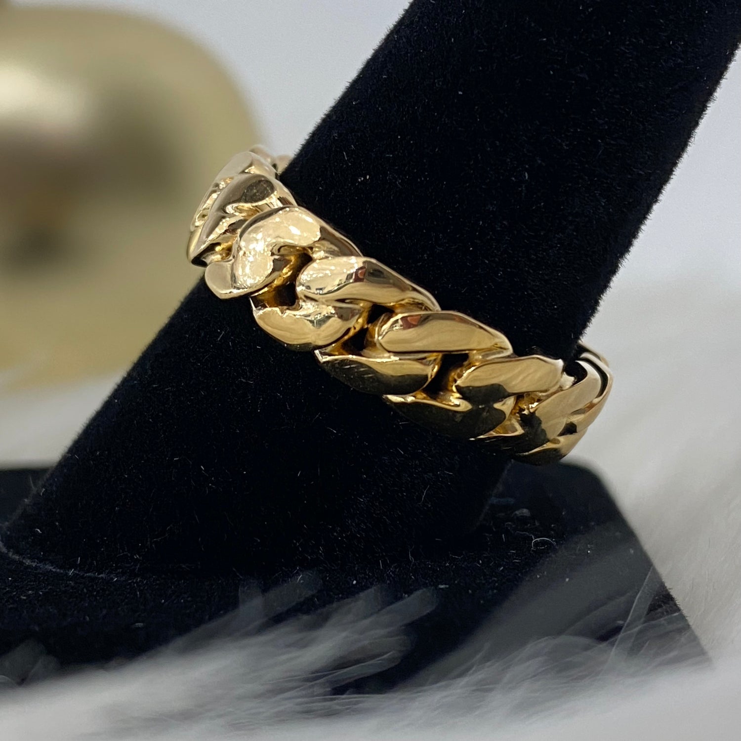 10K Yellow Gold Cuban Links Ring / 9.55gr / Size 10 / 6.8mm