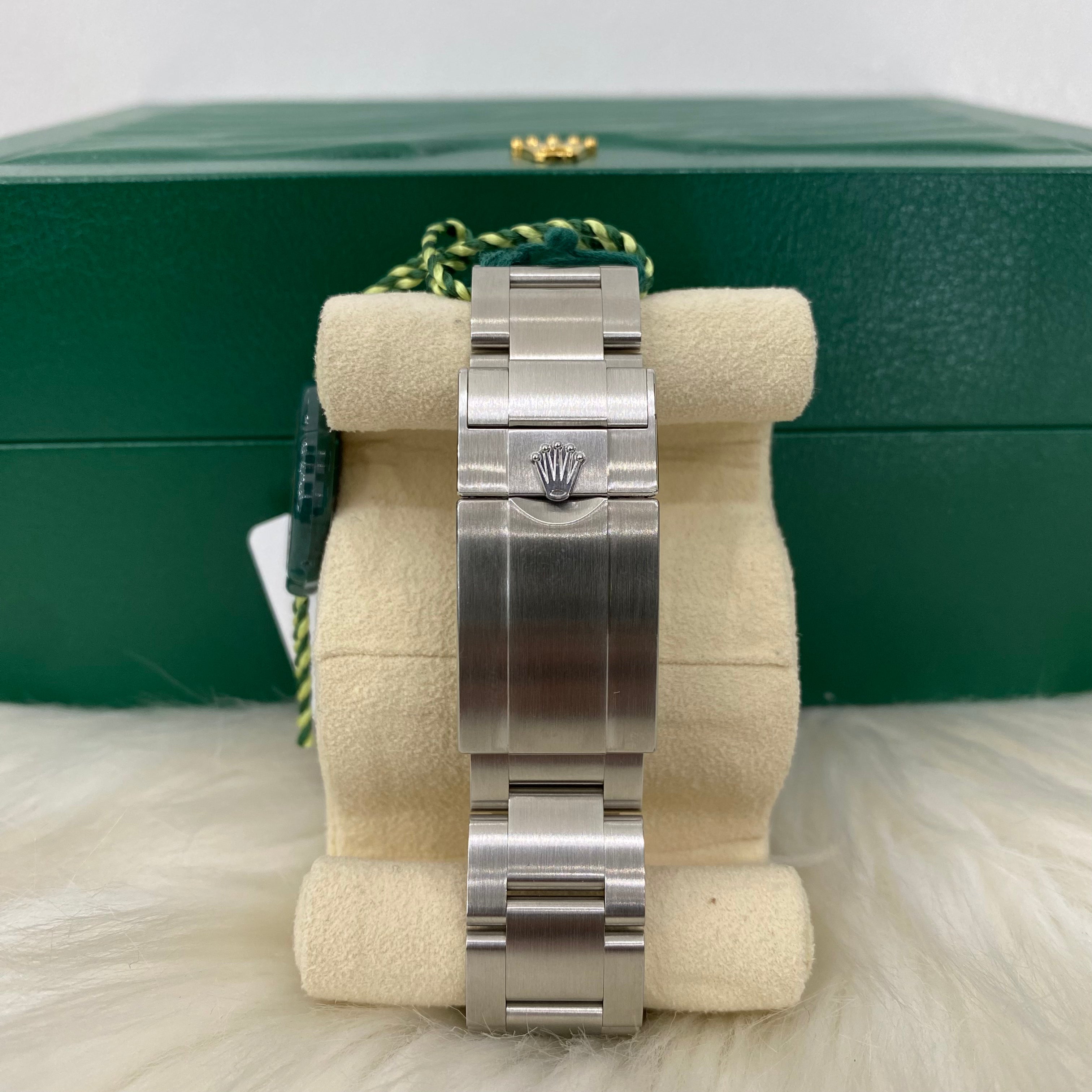 Rolex 126900 Air-King New 40Mm Oyster Band