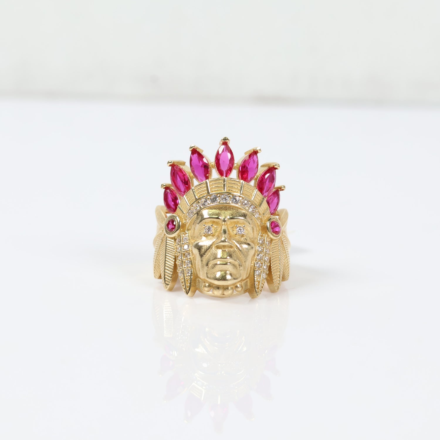 14K YG Indio Rings / 5.68gr / Sz 7.5 / White/Fucshia Zircons