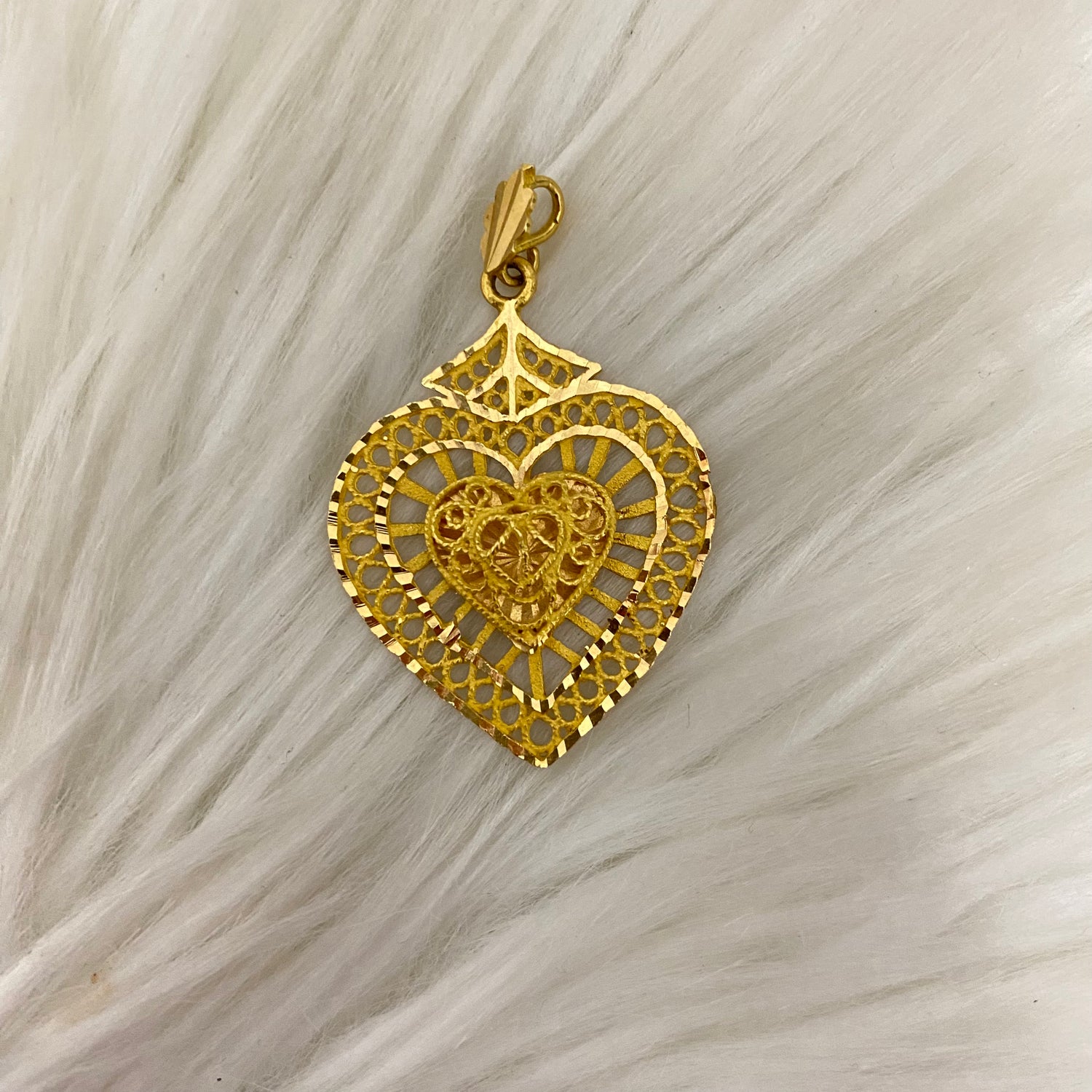 21K Yellow Gold Heart Of Allah Pendant / 4.7gr