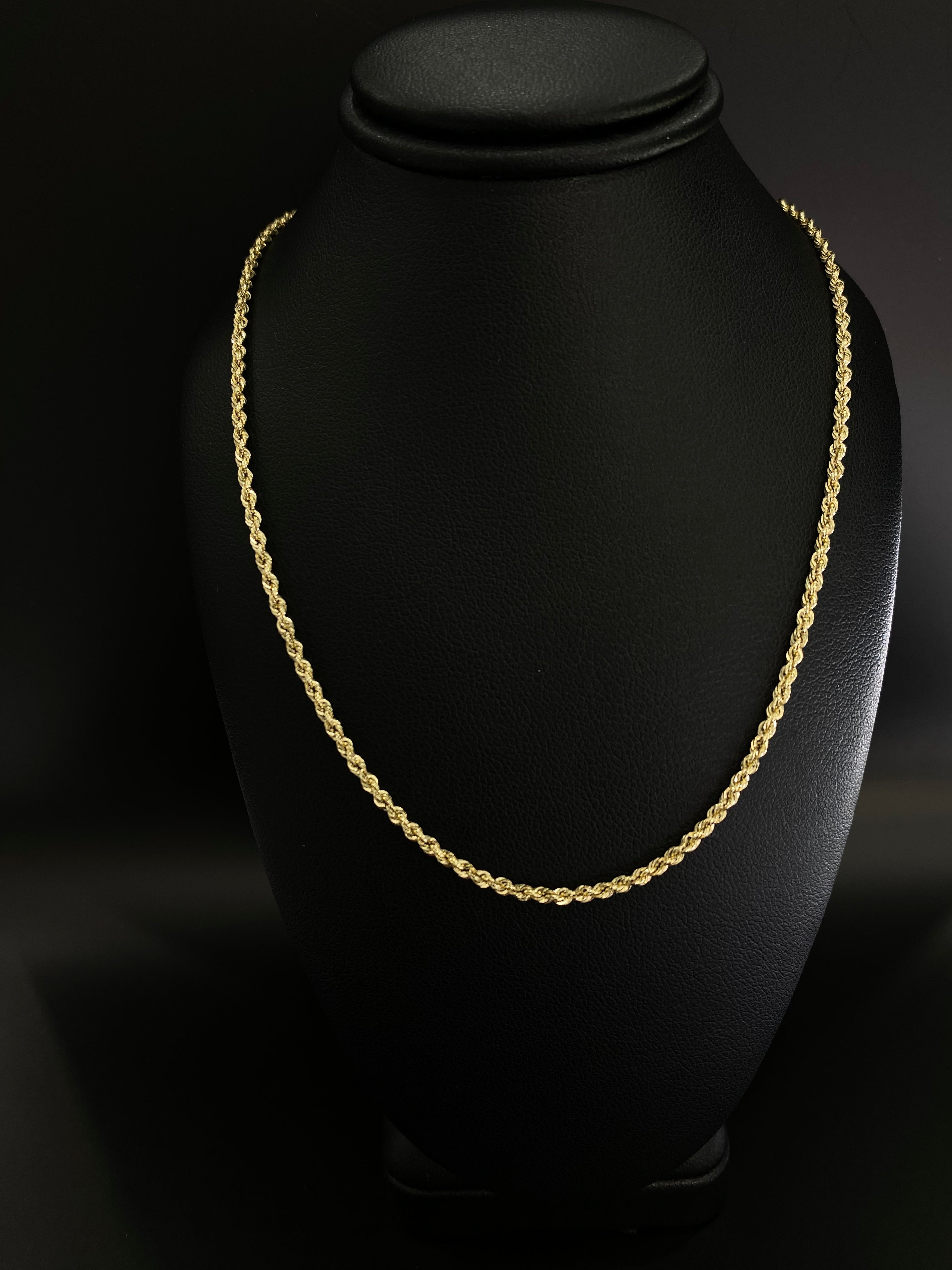 10K Yellow Gold Rope Chain / 7.7gr / 2.4mm / 18in