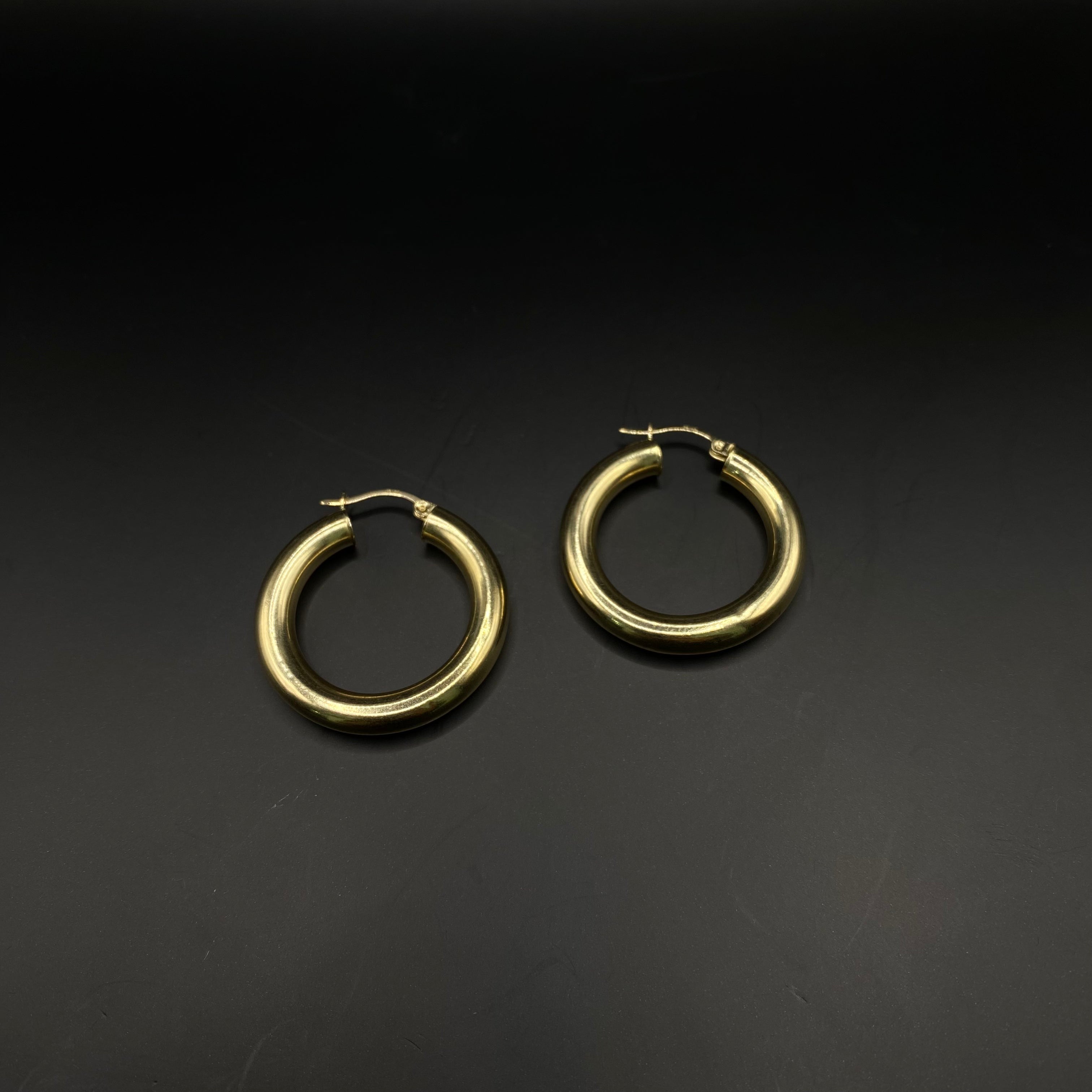 14K Yellow Gold Hoop Earrings / 3.5gr