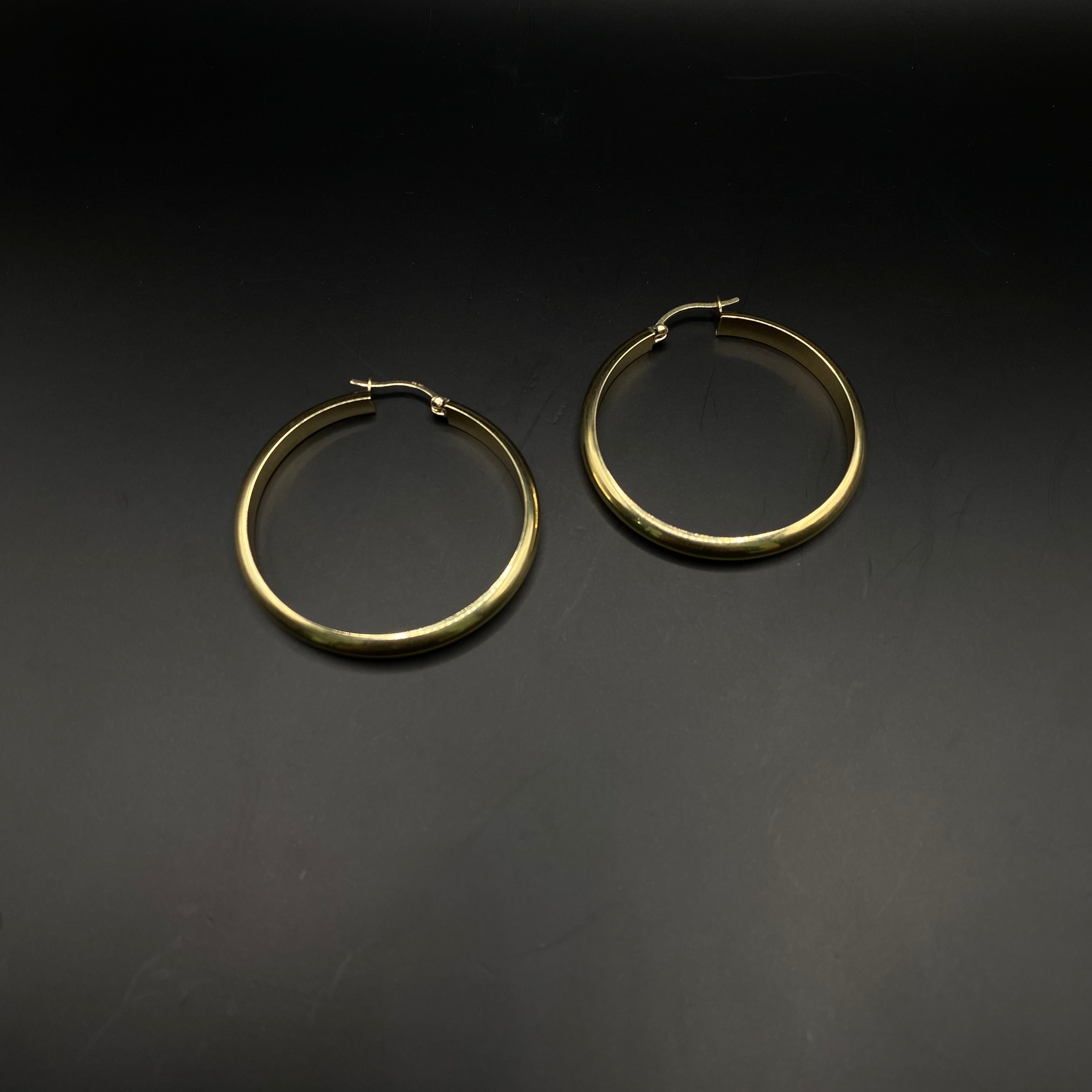 14K Yellow Gold Hoop Earrings / 3.7gr