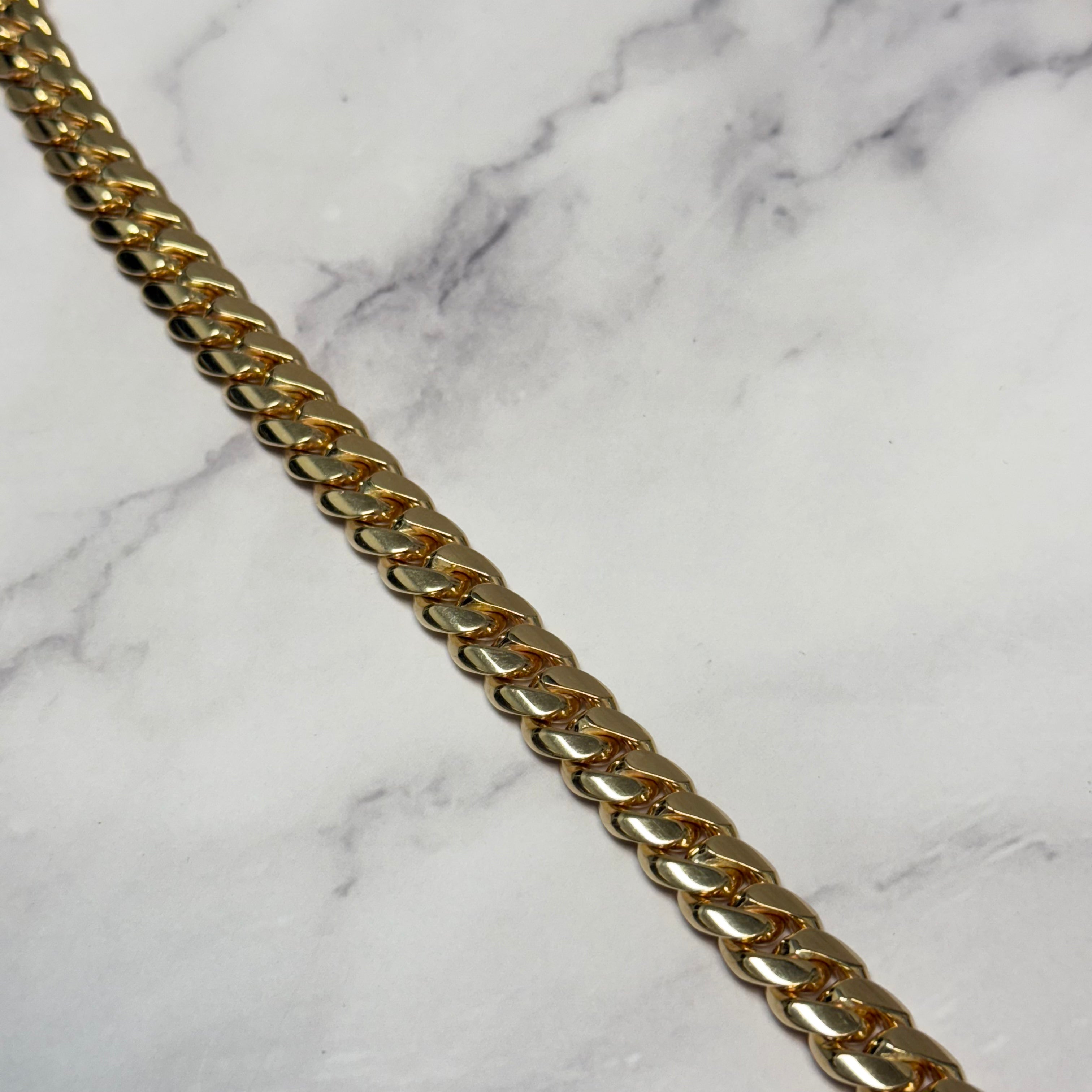 10K Yellow Gold Cuban Links / 198gr / 11mm / 24in