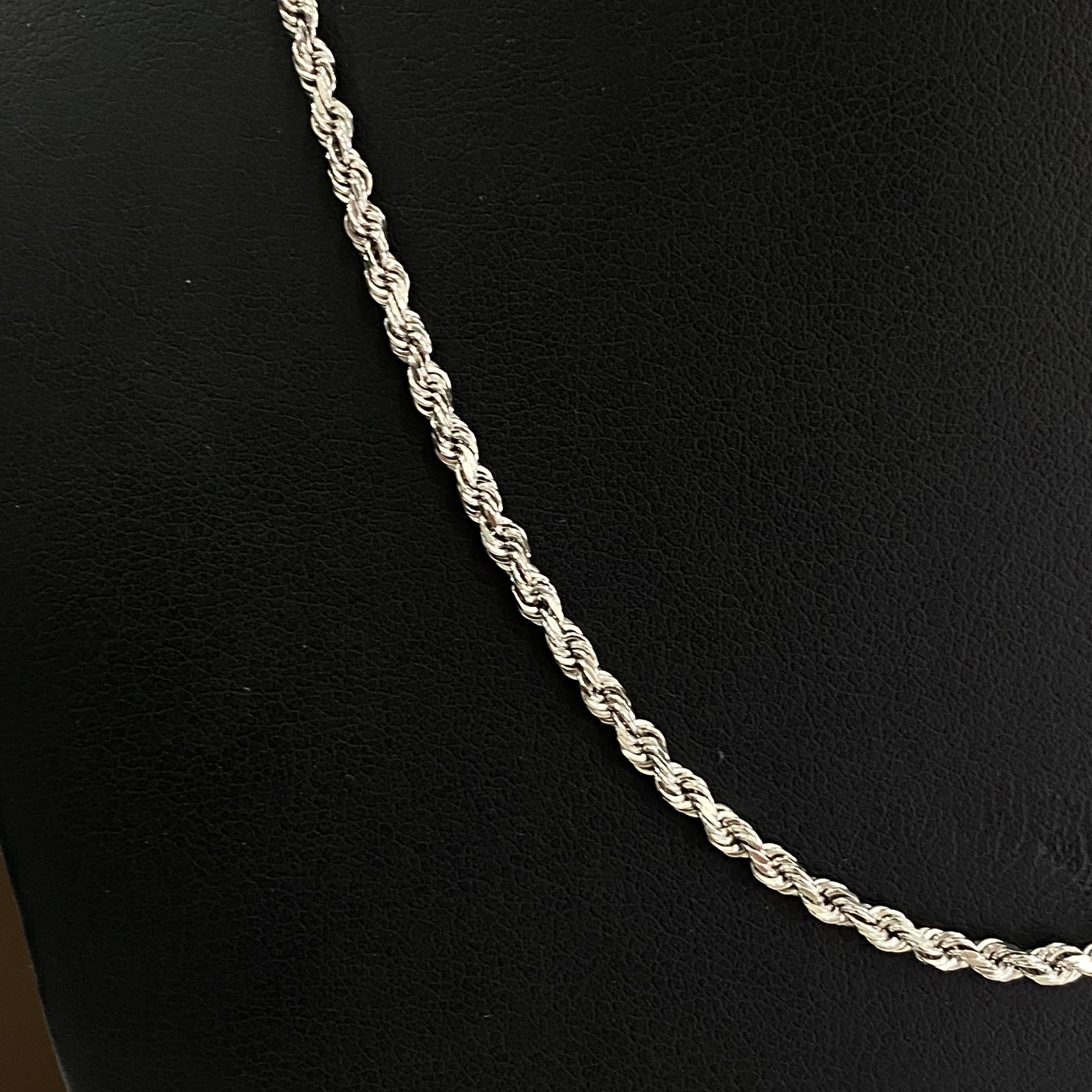 10K White Gold Rope Chain / 6.7gr / 2.4mm / 16in