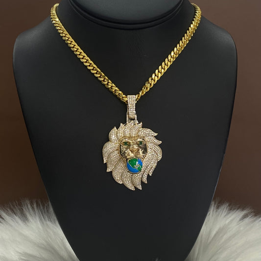 14K Yellow Gold Diamond Lyon Pendant 4.72Ct/0.09Em / 38.5gr