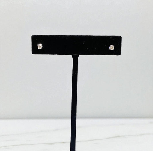 14K White Gold Diamond Luxury Stud Earrings 0.27Ct / 0.5gr