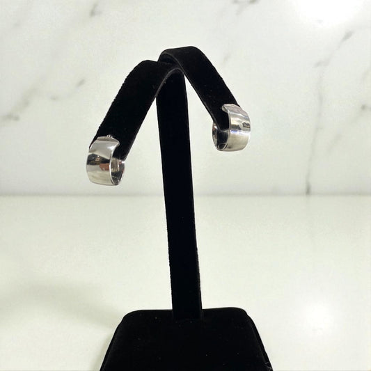 14K White Gold Fashion Hoop Earrings / 1.9gr
