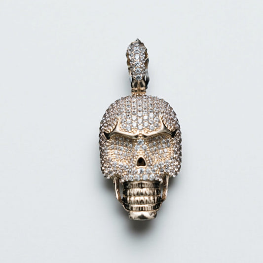 Skull Pendant 14K Yellow Gold With Diamond / 12.8gr