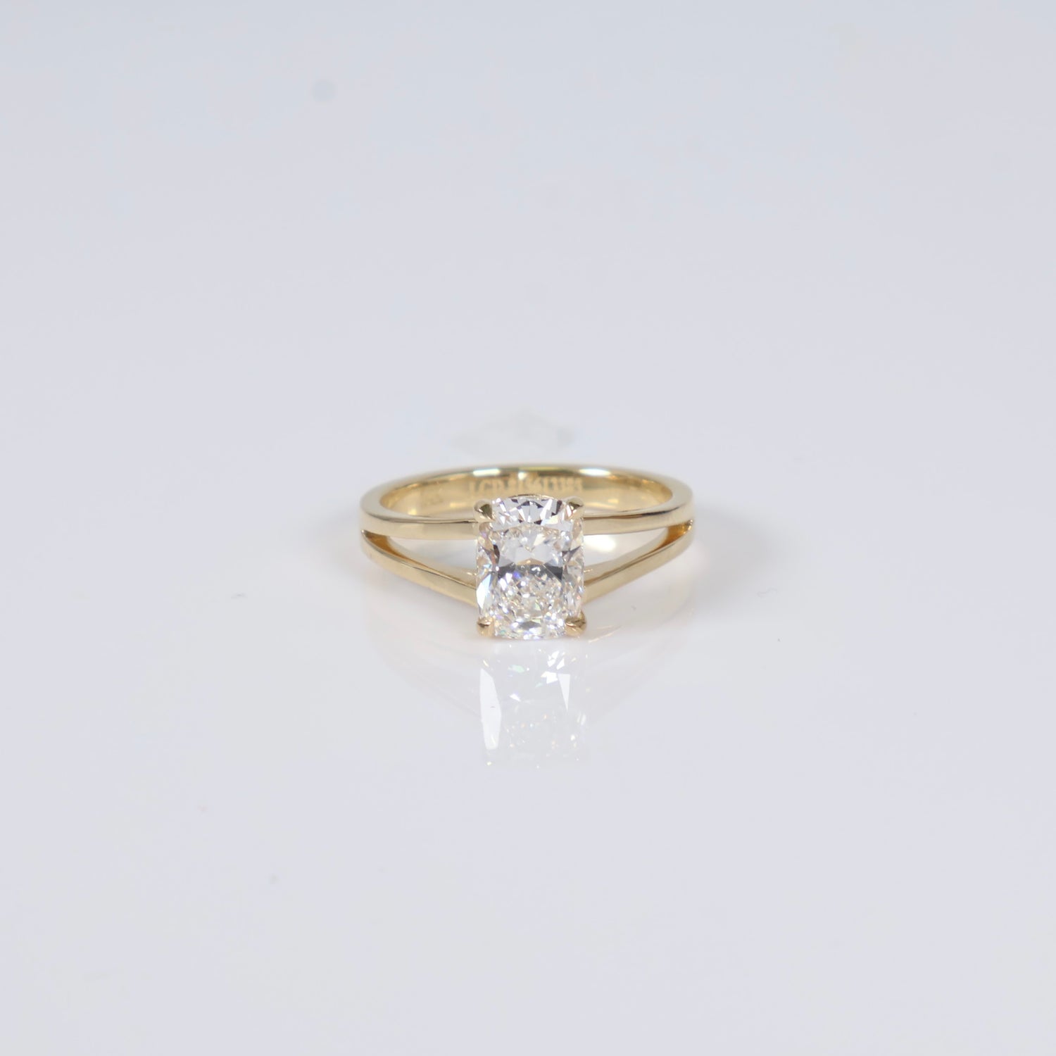 14K YG Lab Diamond Cushion Brilliant Engagement Ring / 3.15gr / Sz 6 / 1.53Ct Lab Dia / E / VS1