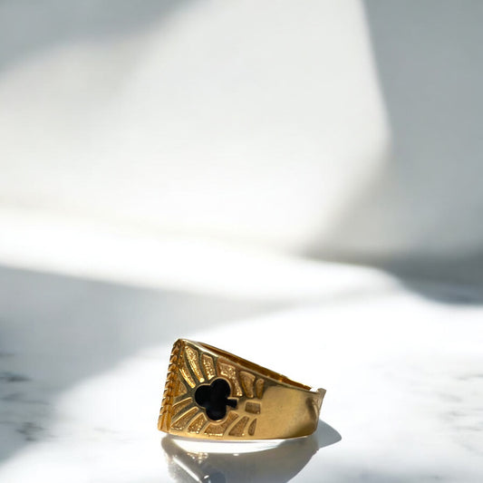 18K Yellow Gold Poker Card Ring / 7.1gr / Size 10