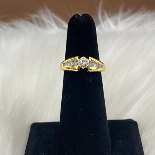 14K Yellow Gold Diamond Fashion Engagement Ring Ct Dia / 4gr / Size 4.5