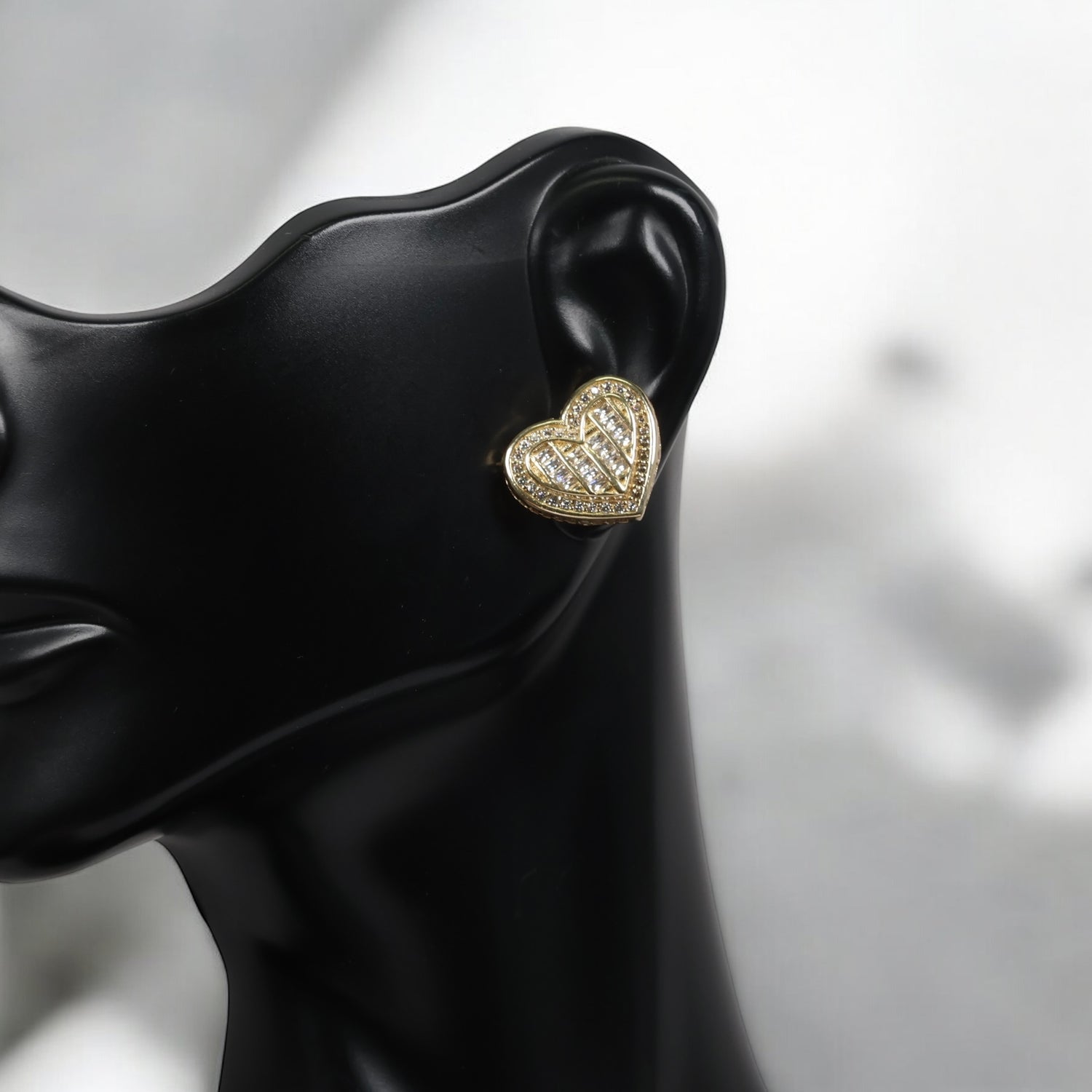 14K YG Luxury Heart Stud Earrings / 4.95gr / 16mm /