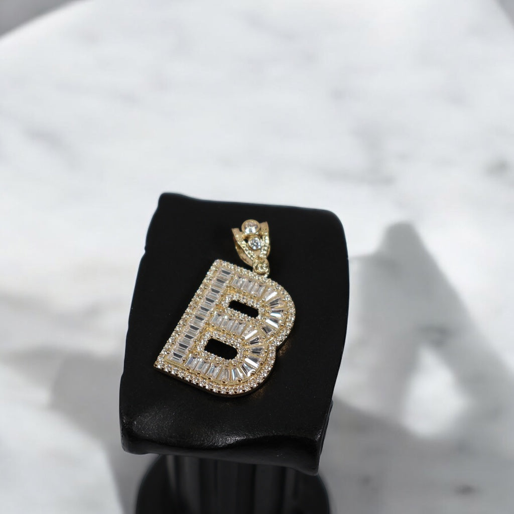 10K YG Big Letter B Pendant / 6.47gr / 1.5in