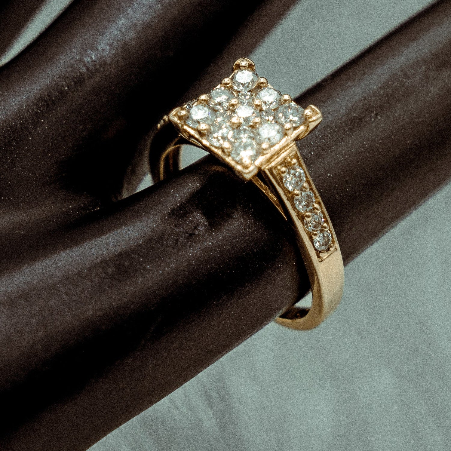 Princess Engagement Ring 10K Yellow Gold With Diamonds / 2.5gr / Size 7