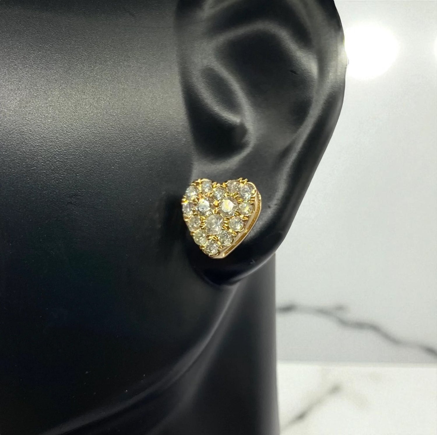 14K Yellow Gold Diamonds Heart Stud Earrings 0.17Ct Dia / 1gr / 7mm