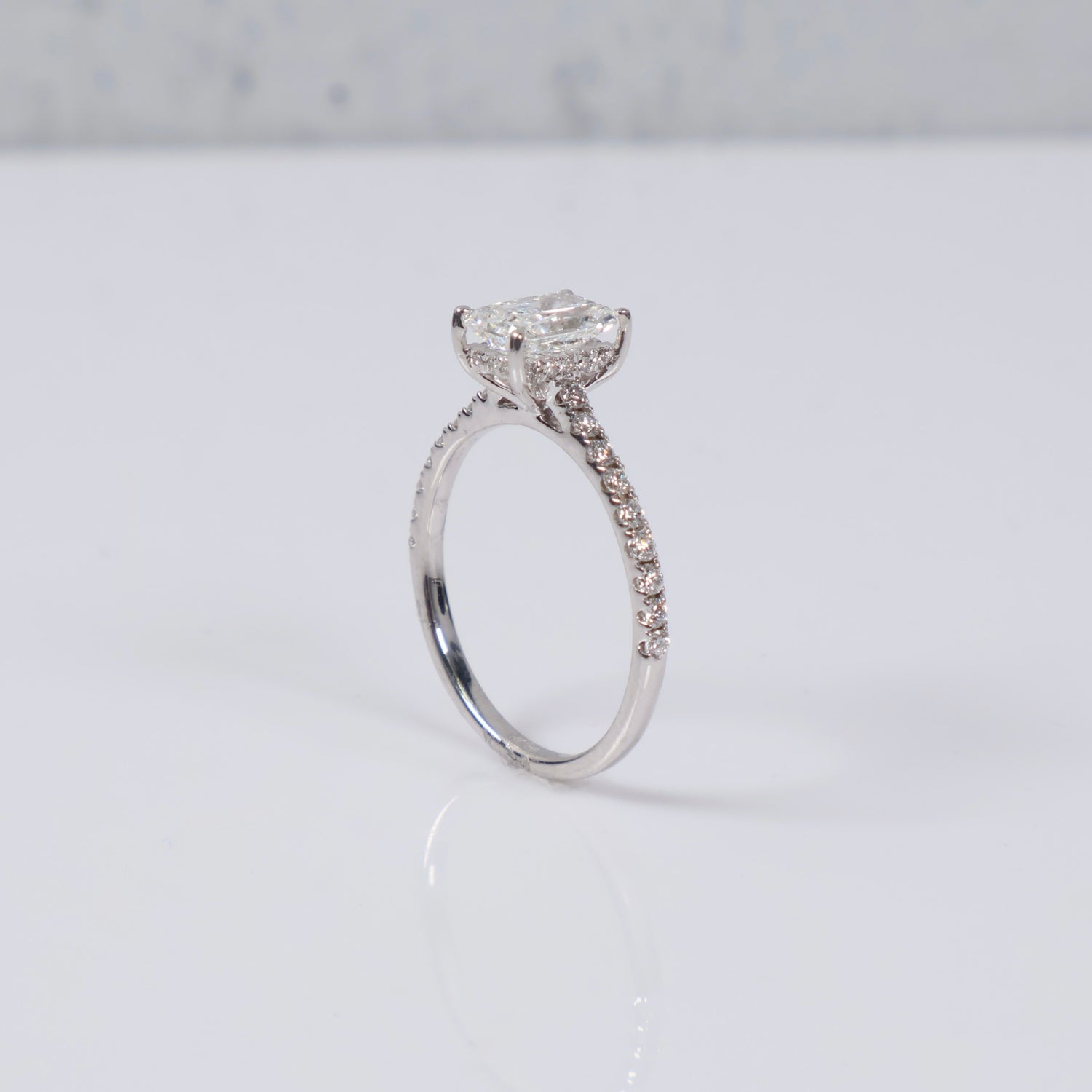 14K WG Lab Diamond Radiant Brilliant With Certificate Engagement Ring / 2gr / Sz 6.5 / 1.34 CTTW Lab VS / E-F