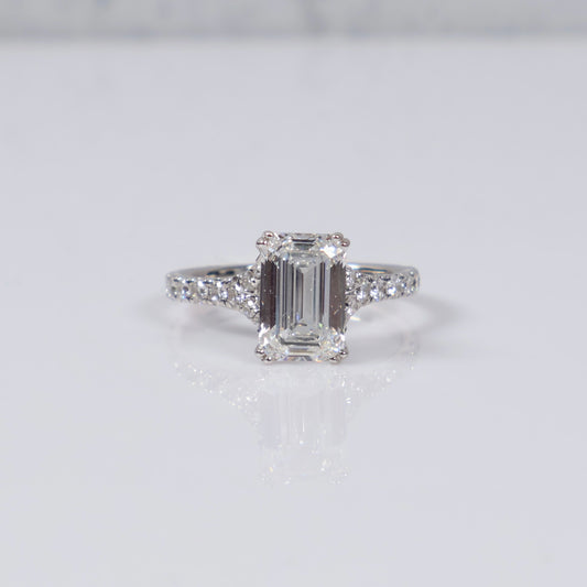 14K WG Lab Diamond Emerald Cut With Certificate Engagement Ring / 2.84gr / Sz 7 / 2.15 CTTW Lab VS / E-F