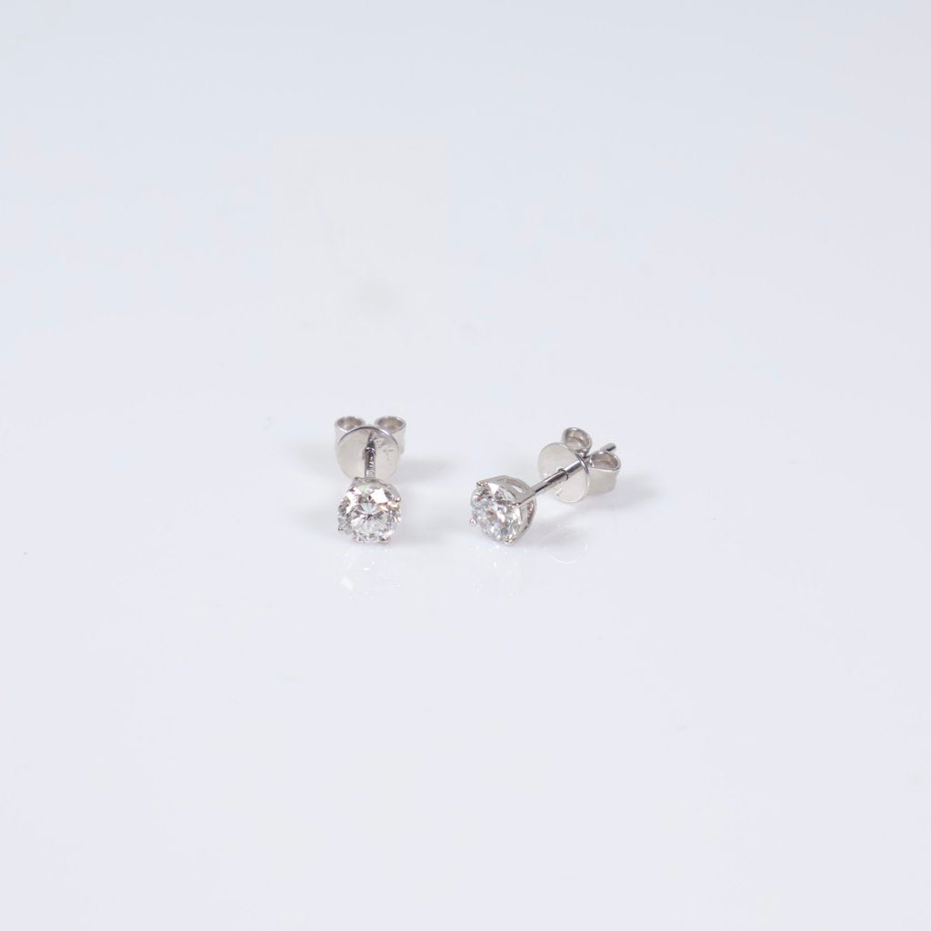 14K WG Lab Diamond Solitaire Round Stud Earrings / 0.91gr / 4mm / 0.66Ct Lab / VS / F