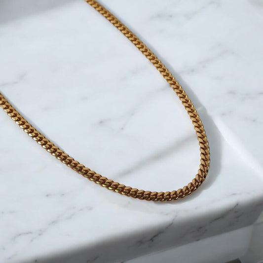 10K YG Micro Cuban Chain / 49.06gr / 5.2mm / 24.5in /