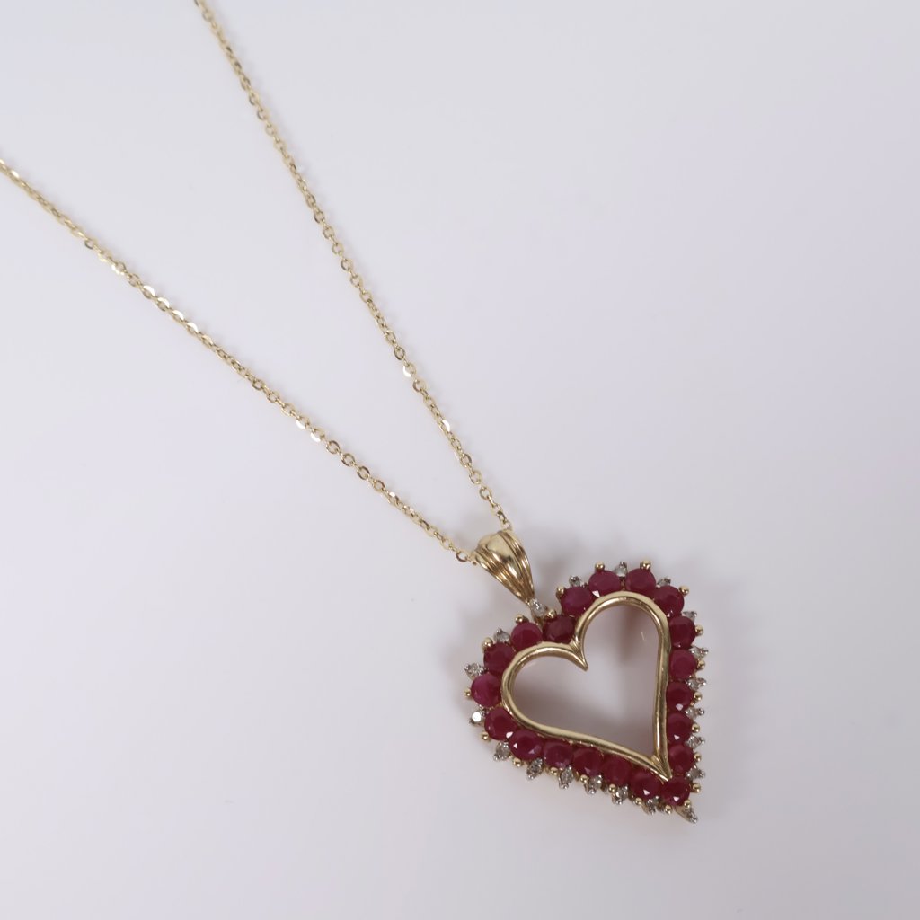 10K Yellow Gold Heart Jewelry Set With Ruby / 4.2gr